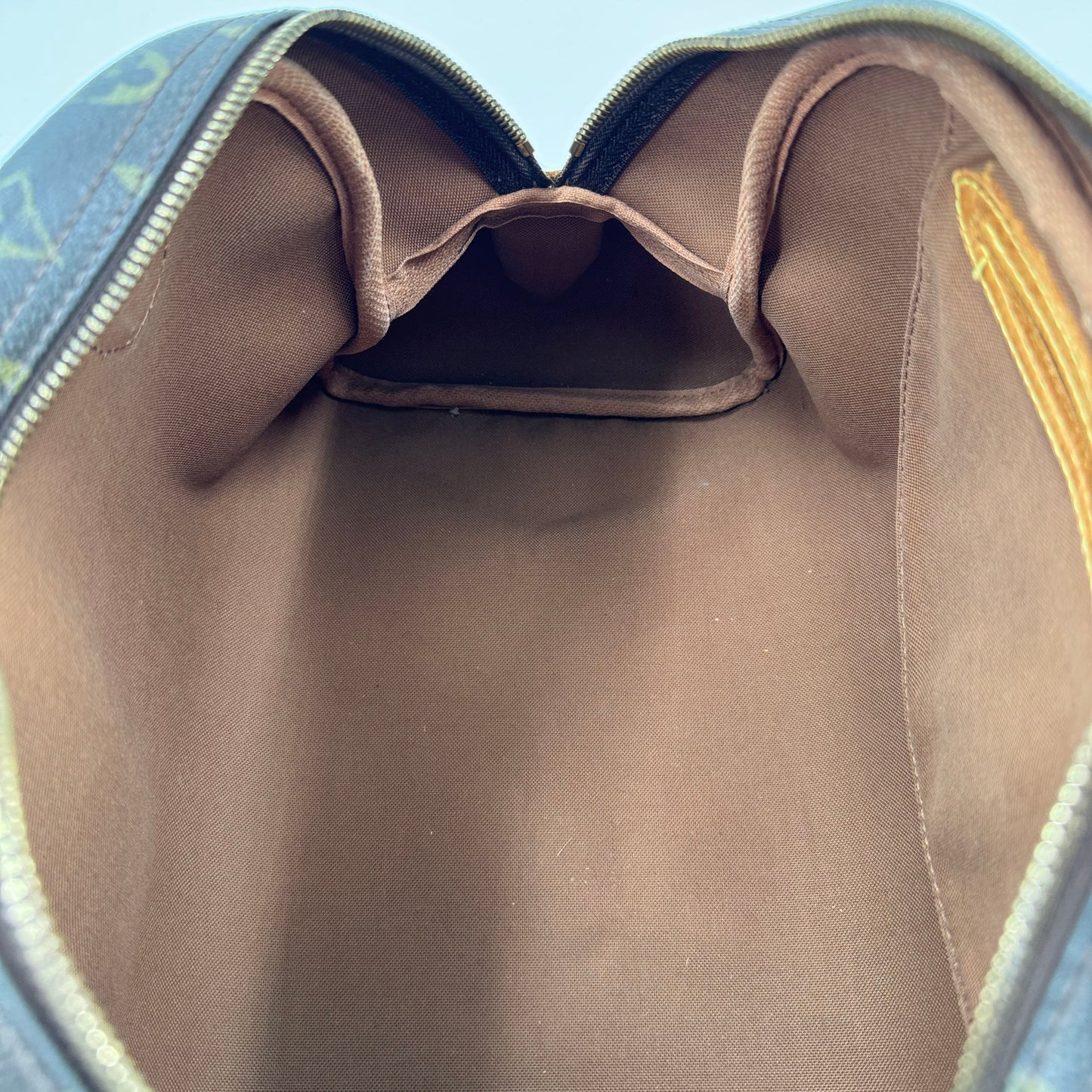 LOUIS VUITTON モントルグイユPM モノグラムキャンバス ショルダーバッグ M95565