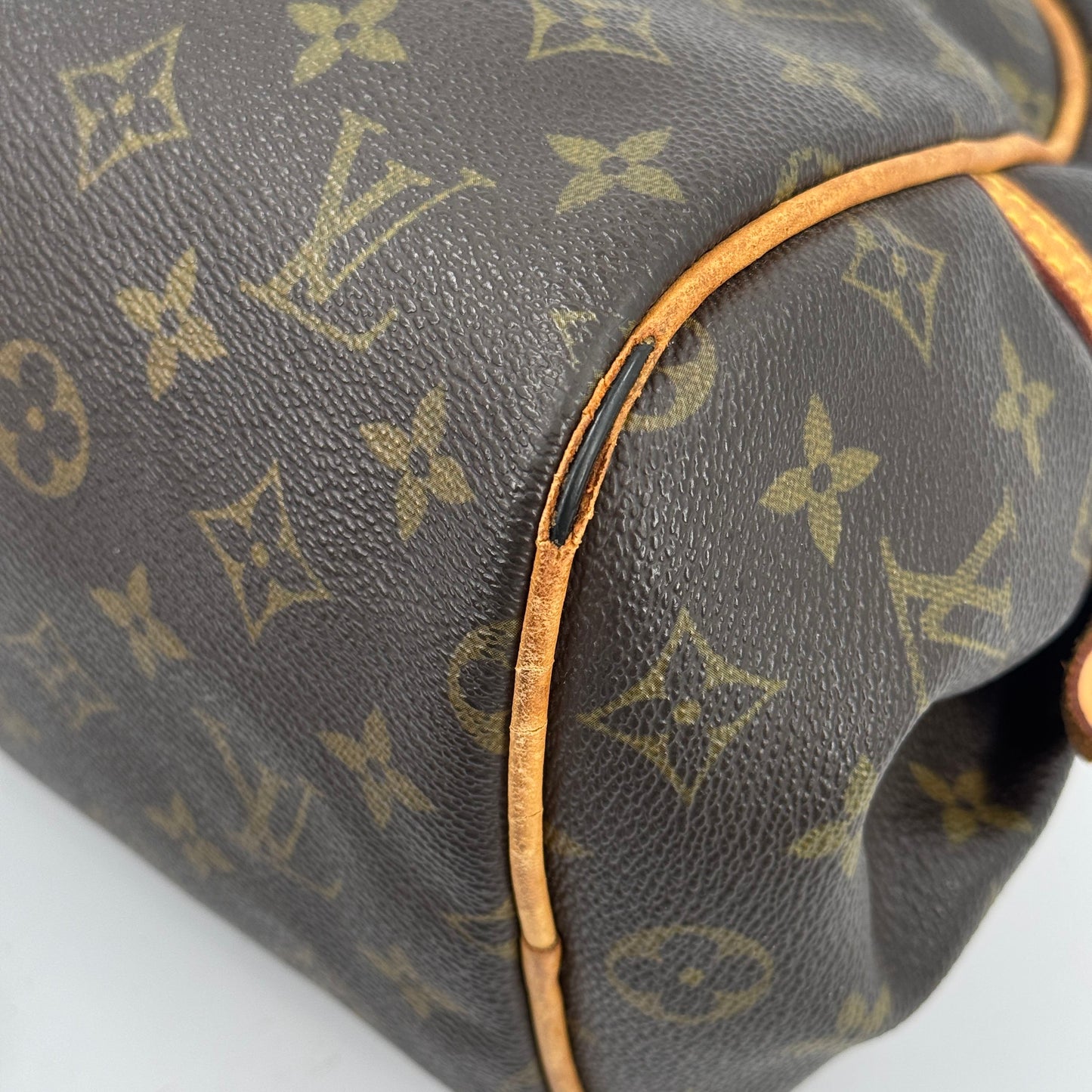 LOUIS VUITTON モントルグイユPM モノグラムキャンバス ショルダーバッグ M95565