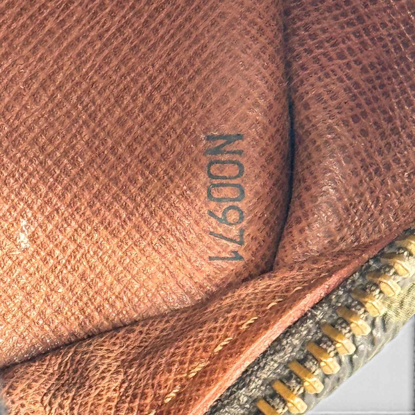 LOUIS VUITTON トロカデロ 27 モノグラム ブラウン 旧型 ショルダーバッグ M51274