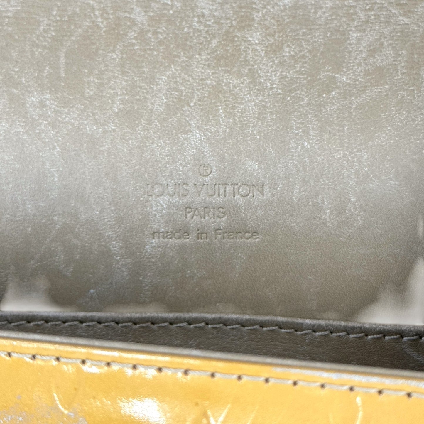 LOUIS VUITTON トンプソンストリート ヴェルニ イエロー ショルダーバッグ M91071