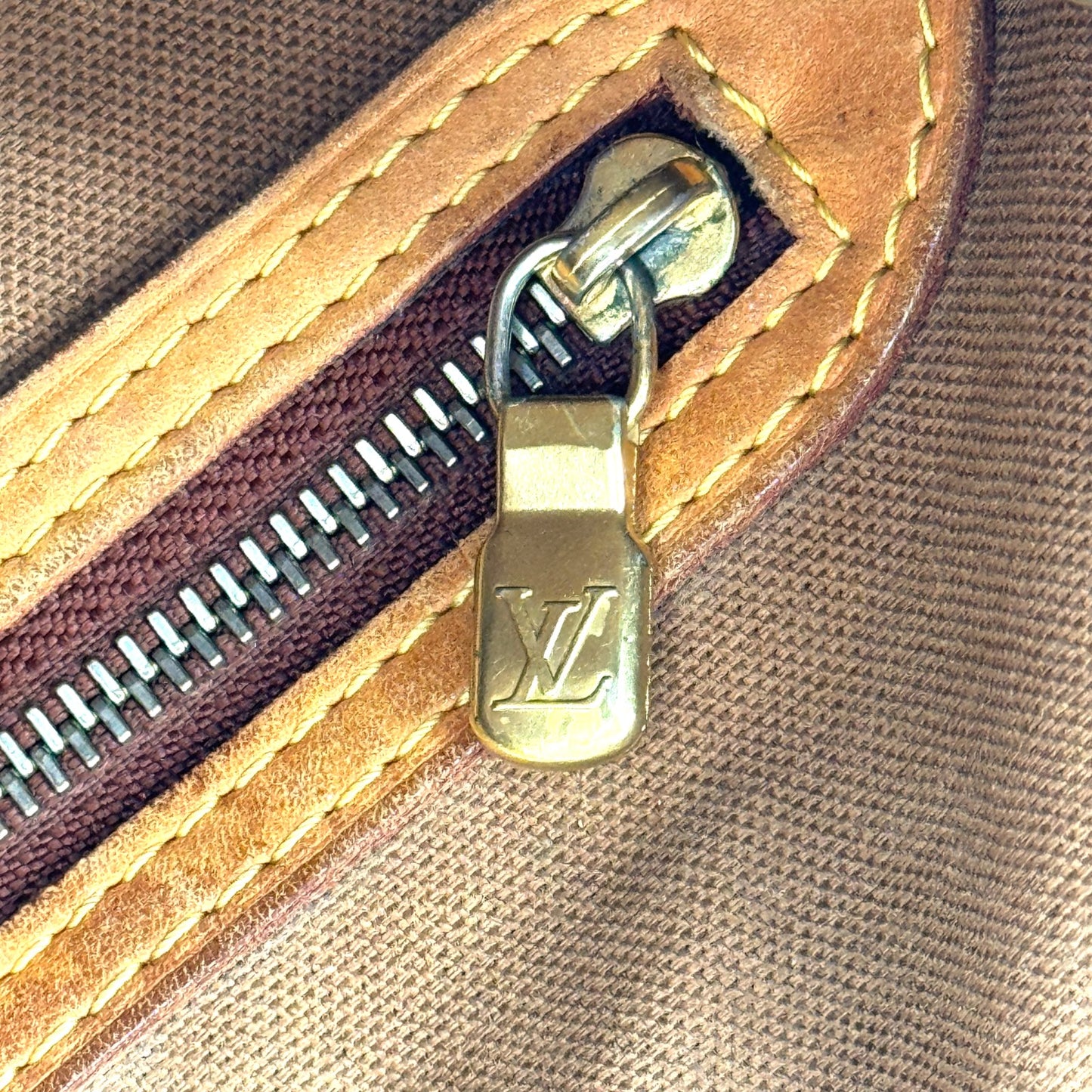 LOUIS VUITTON バティニョール ホリゾンタル モノグラムキャンバス トートバッグ M51154