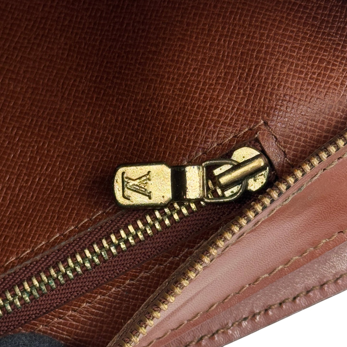 LOUIS VUITTON アンギャン モノグラム ブラウン ショルダーバッグ M51205