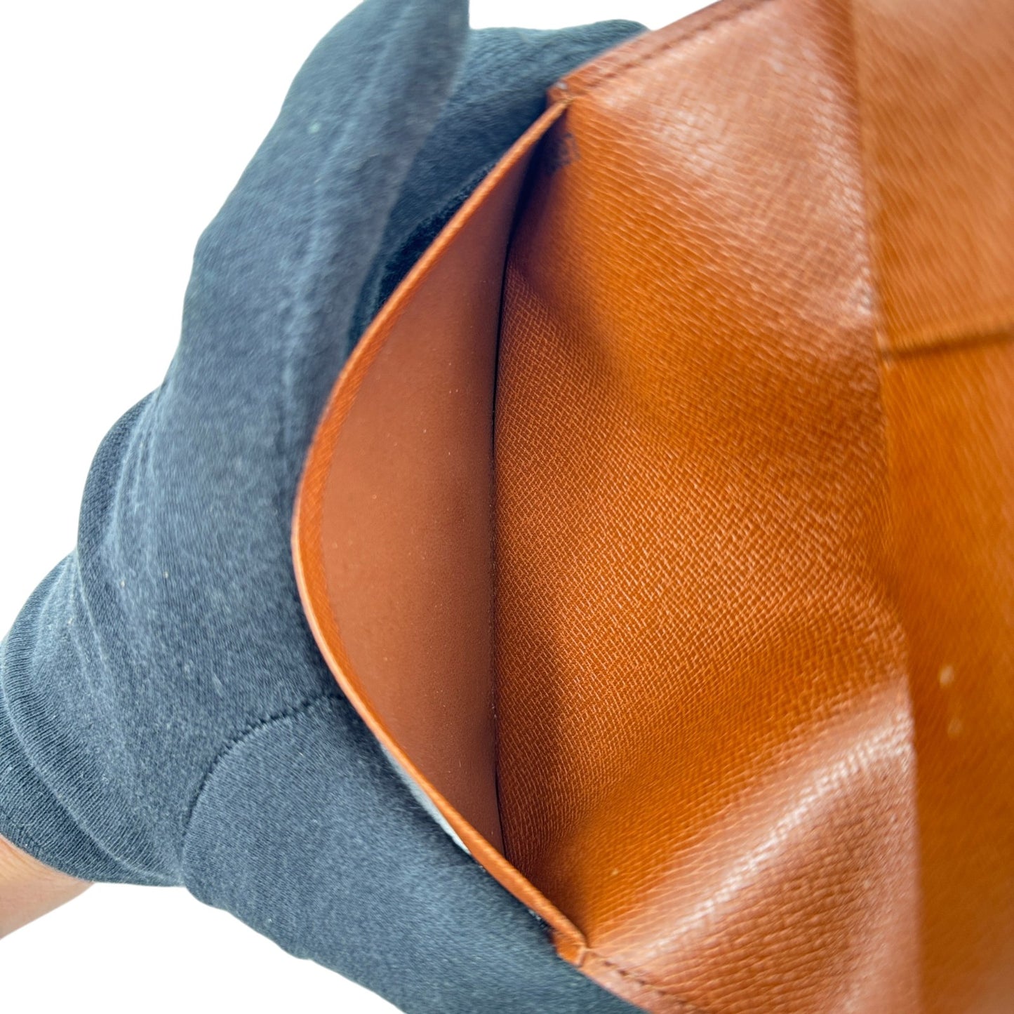 LOUIS VUITTON クーベルチュール モノグラム キャンバス パスポートケース M60180