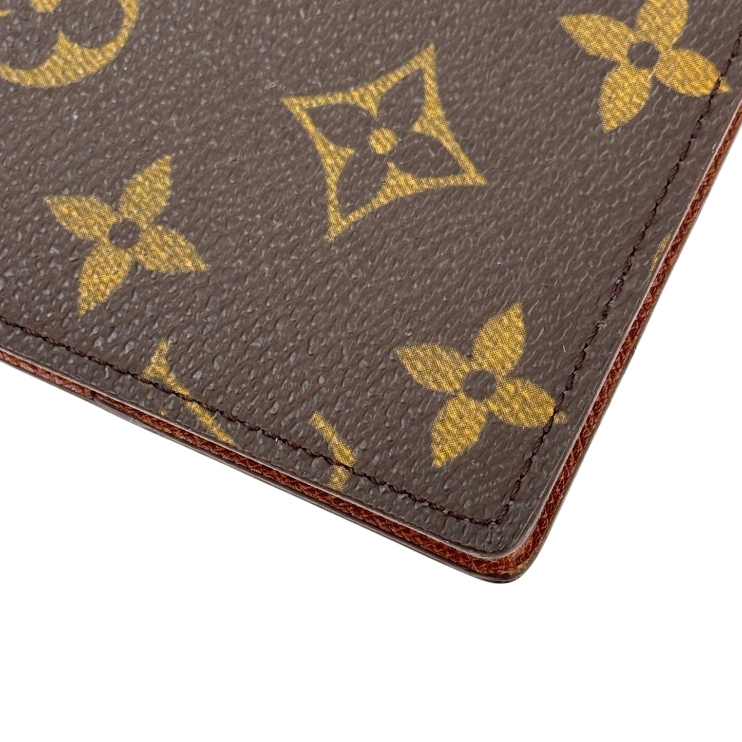 LOUIS VUITTON クーベルチュール モノグラム キャンバス パスポートケース M60180