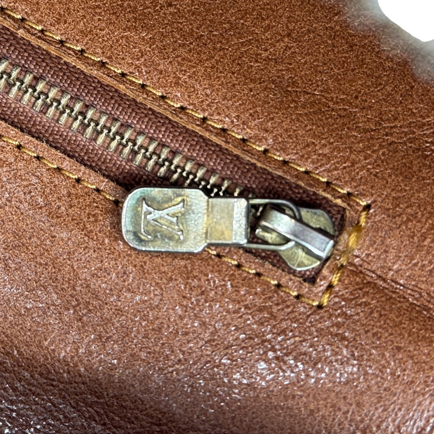 LOUIS VUITTON モノグラム マルソー ショルダーバッグ ラージ 旧型 M40264
