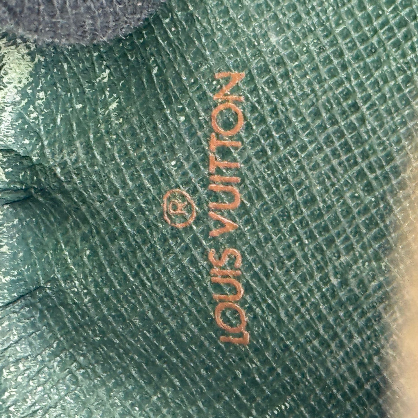 LOUIS VUITTON ダニューブPM エピレザー ジパン ゴールド ショルダーバッグ M52528