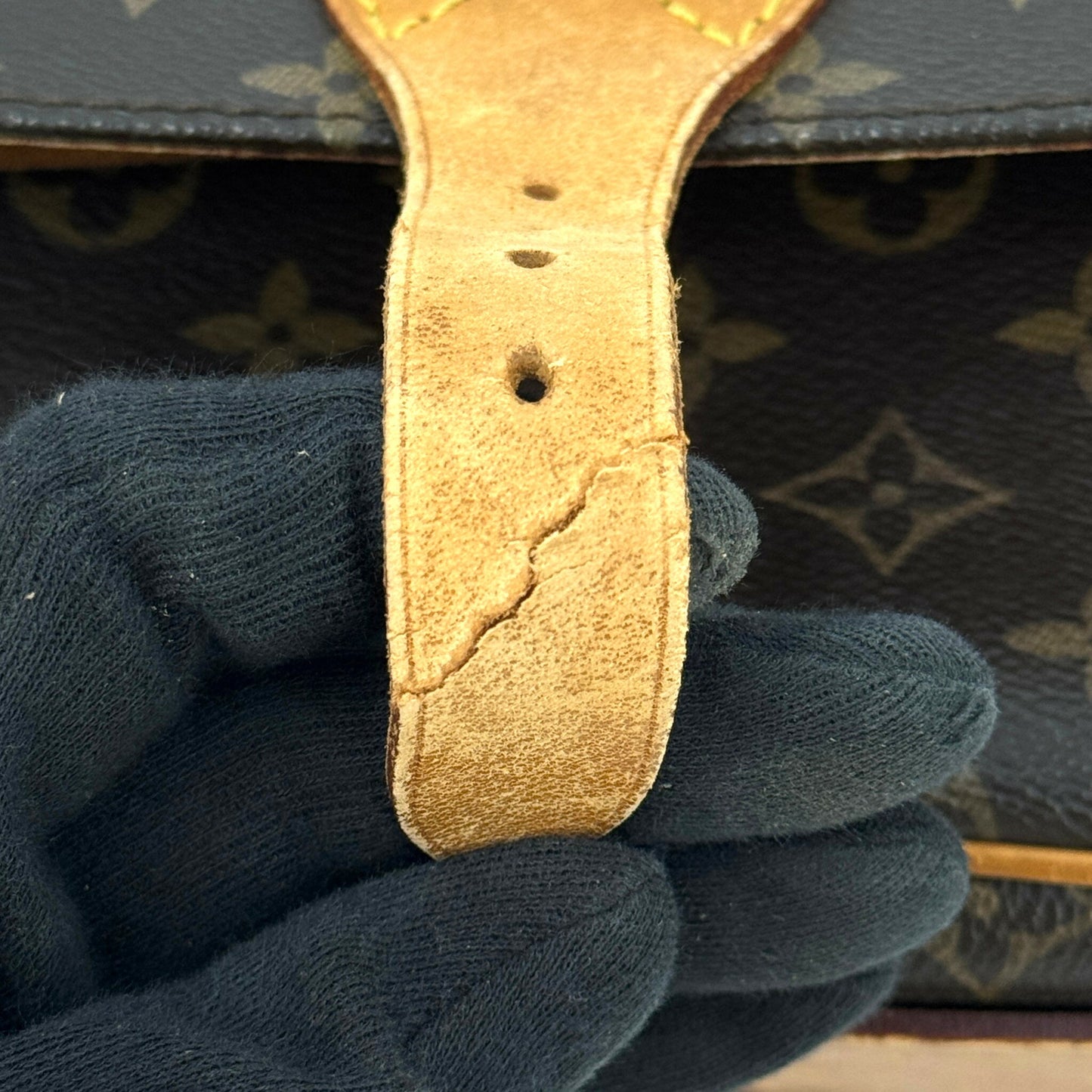 LOUIS VUITTON モノグラム カルトゥシエールMM ショルダーバッグ クロスボディバッグ M51253
