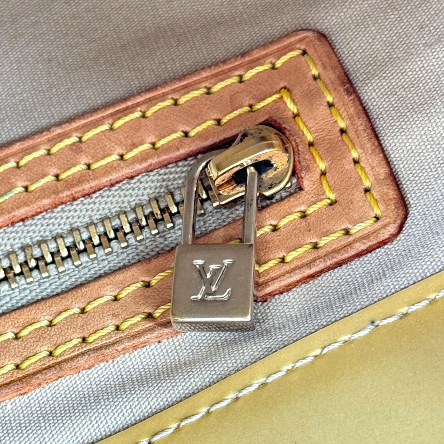 LOUIS VUITTON リードPM モノグラム・ヴェルニ イエロー ハンドバッグ M91144