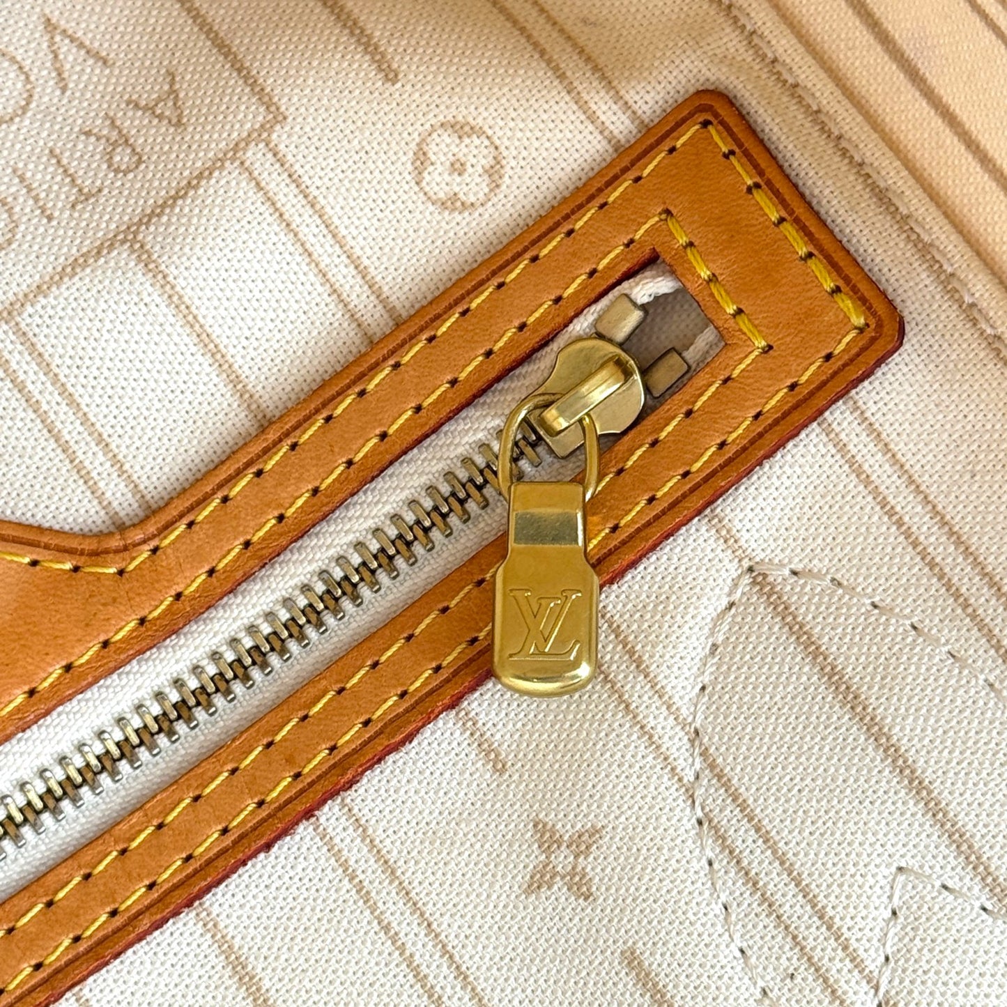 LOUIS VUITTON ネヴァーフルPM ダミエ・アズール ホワイト トートバッグ N51110