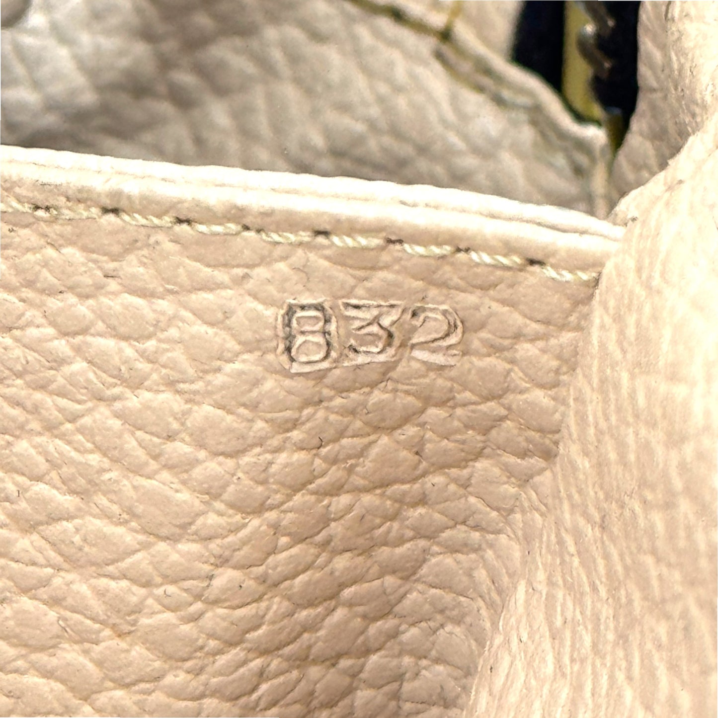 LOUIS VUITTON トゥルーストワレット28 モノグラムキャンバス 旧型 クラッチバッグ M47522