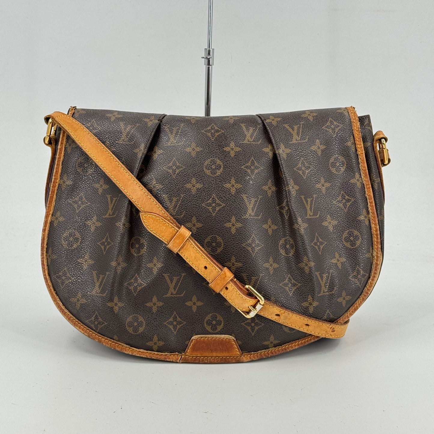 LOUIS VUITTON メニルモンタンMM モノグラムキャンバス ショルダーバッグ M40473