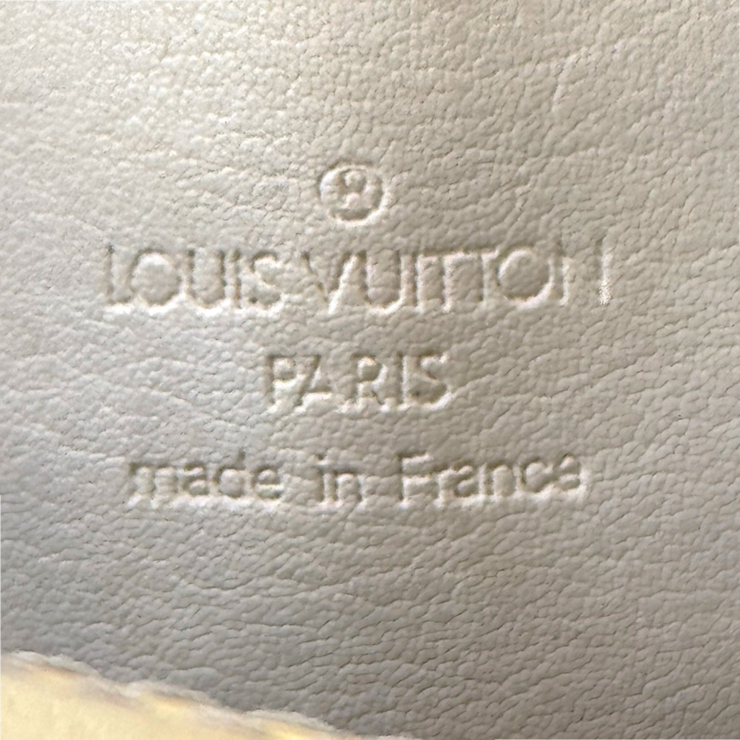 LOUIS VUITTON ベッドフォード ヴェルニ クリーム エナメル ハンドバッグ M91331