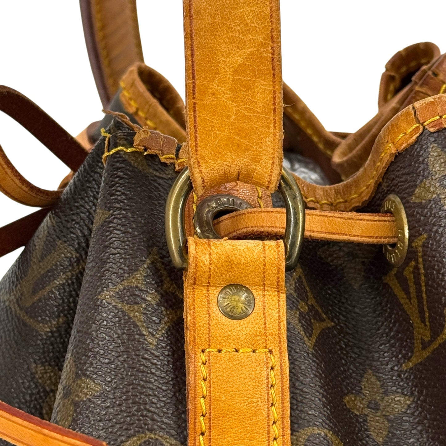 LOUIS VUITTON プチ・ノエ モノグラムキャンバス ブラウン 巾着 ショルダーバッグ M42226