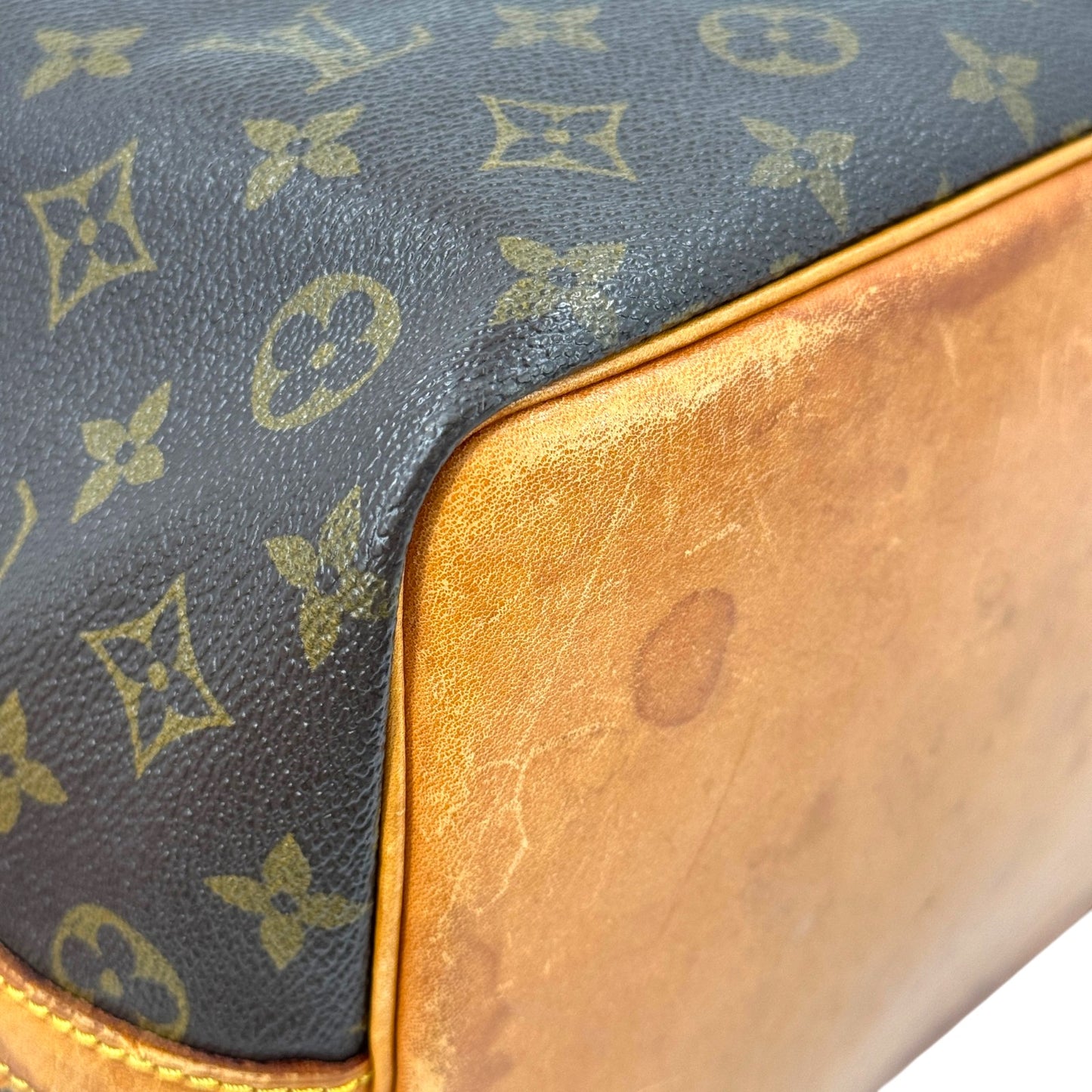 LOUIS VUITTON プチ・ノエ モノグラムキャンバス ブラウン 巾着 ショルダーバッグ M42226
