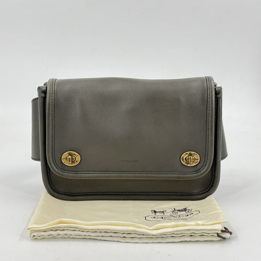 COACH アッシュブラウン レザー ウエストバッグ