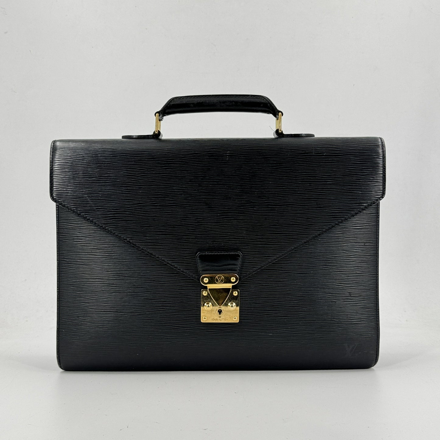 LOUIS VUITTON セルヴィエット・コンセイエ エピ ノワール ハンドバッグ M54422