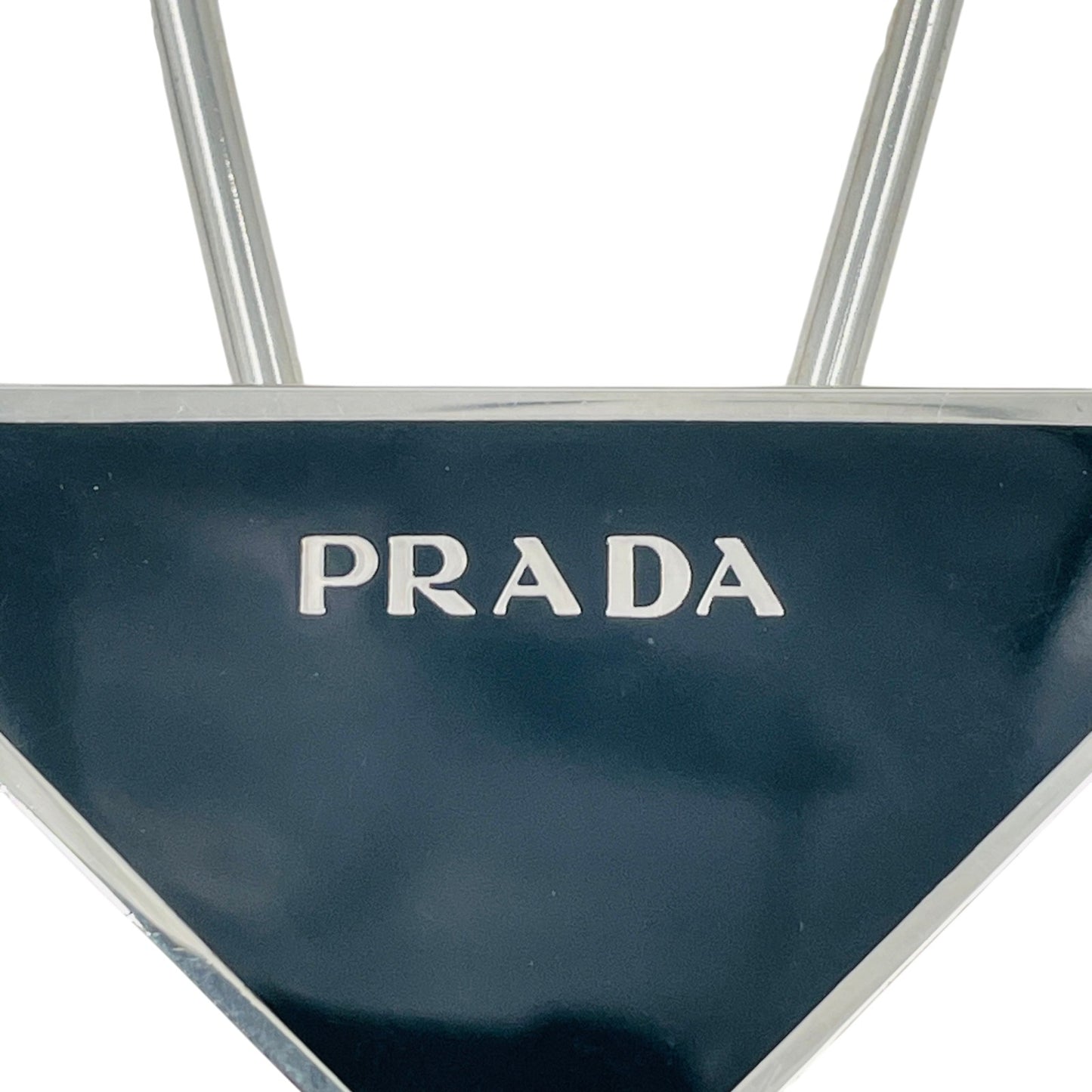 PRADA トライアングルロゴ キーリング