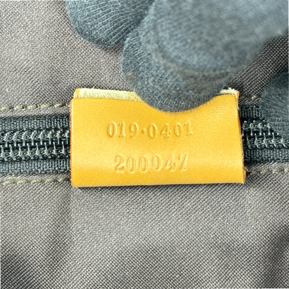 GUCCI GGキャンバス ベージュ ショルダーバッグ
