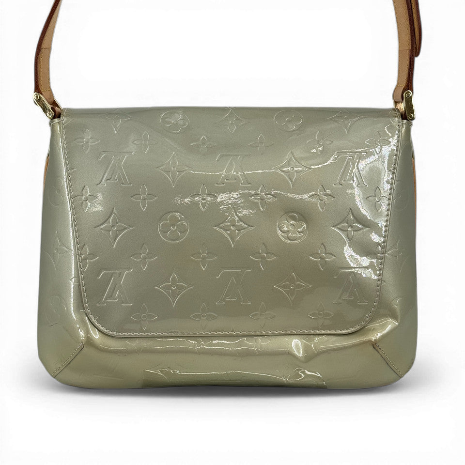 LOUIS VUITTON モノグラム ヴェルニ トンプソンストリート グリス M91008 ショルダー