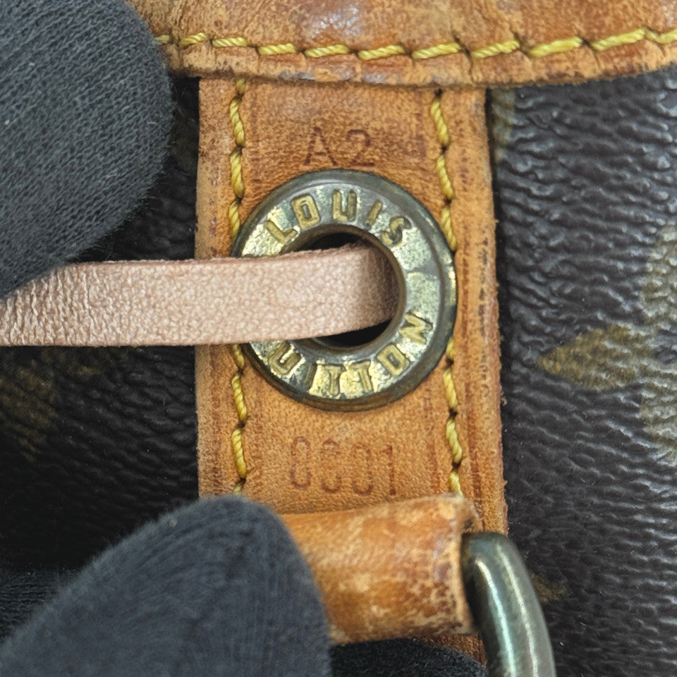 LOUIS VUITTON モノグラム ノエ M42224 巾着 ショルダーバッグ