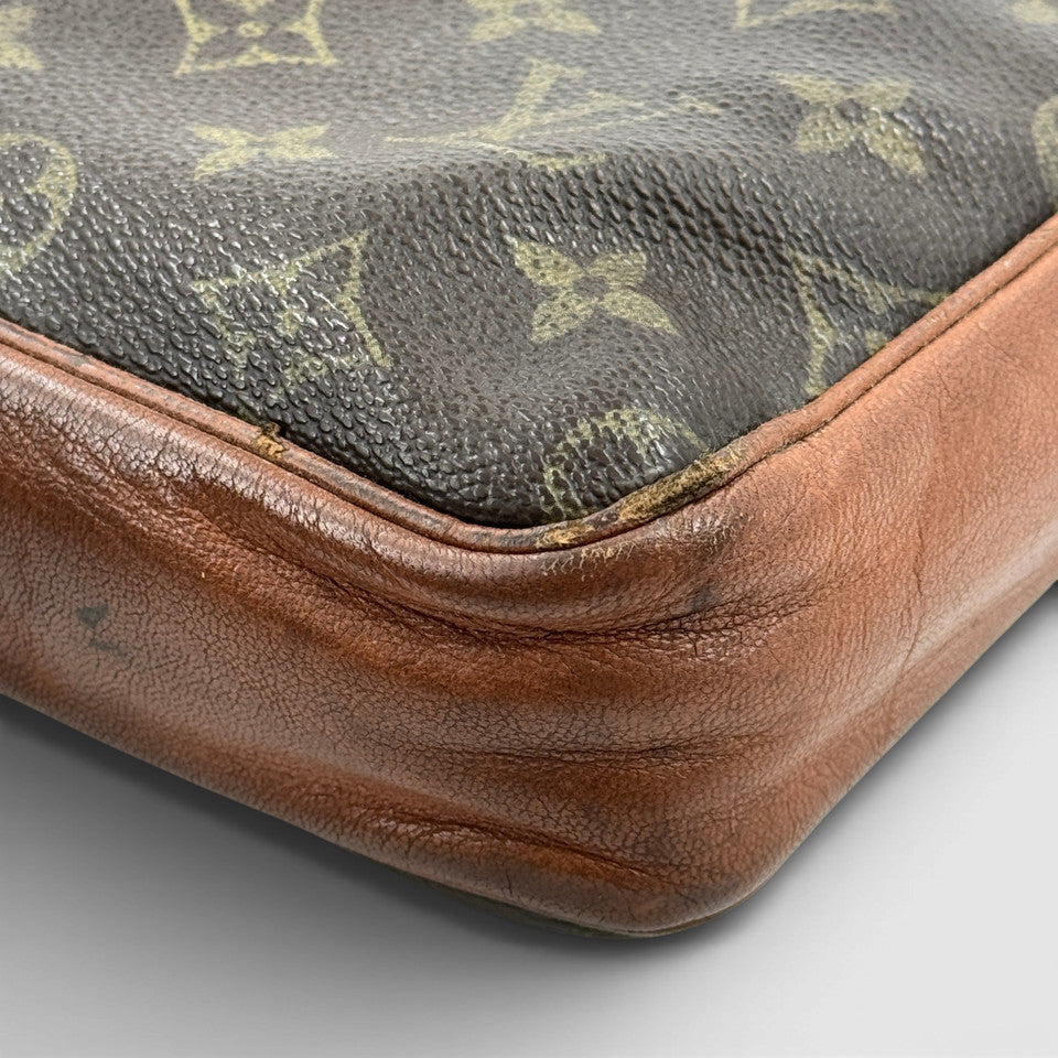 LOUIS VUITTON モノグラム 旧型 サックスポーツ クラッチ
