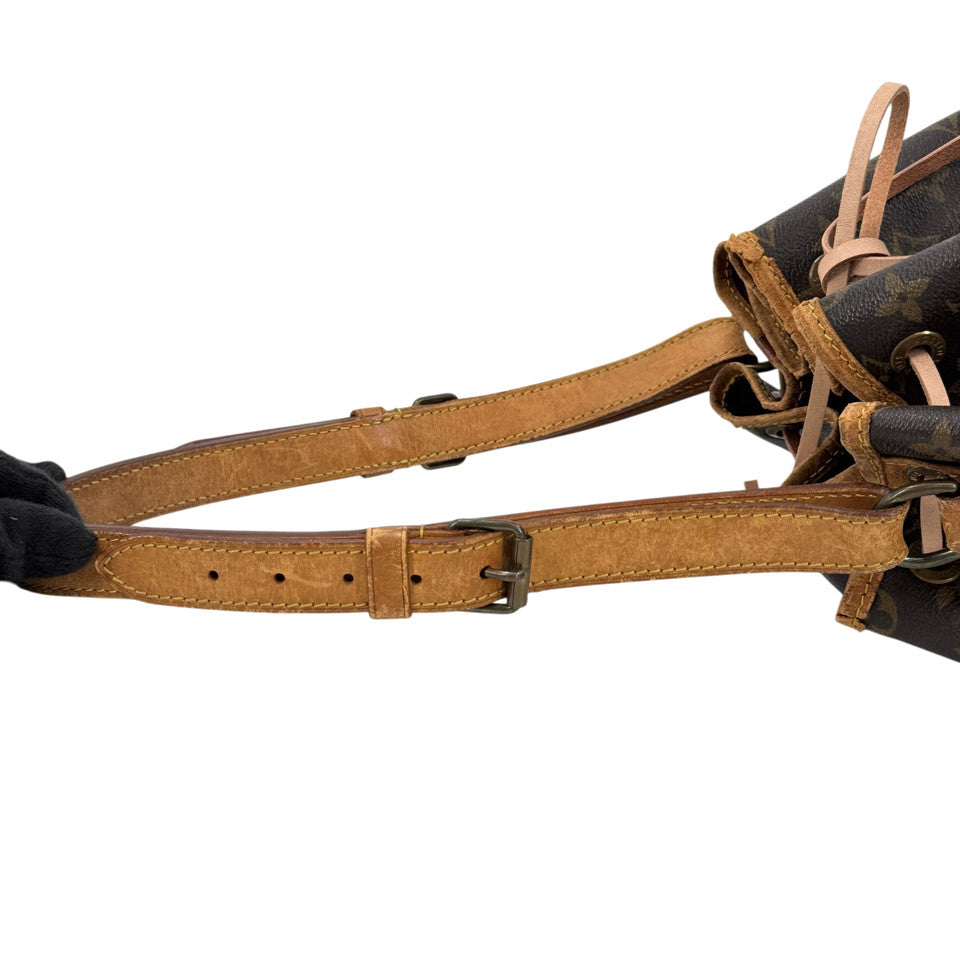 LOUIS VUITTON モノグラム ノエ M42224 巾着 ショルダーバッグ