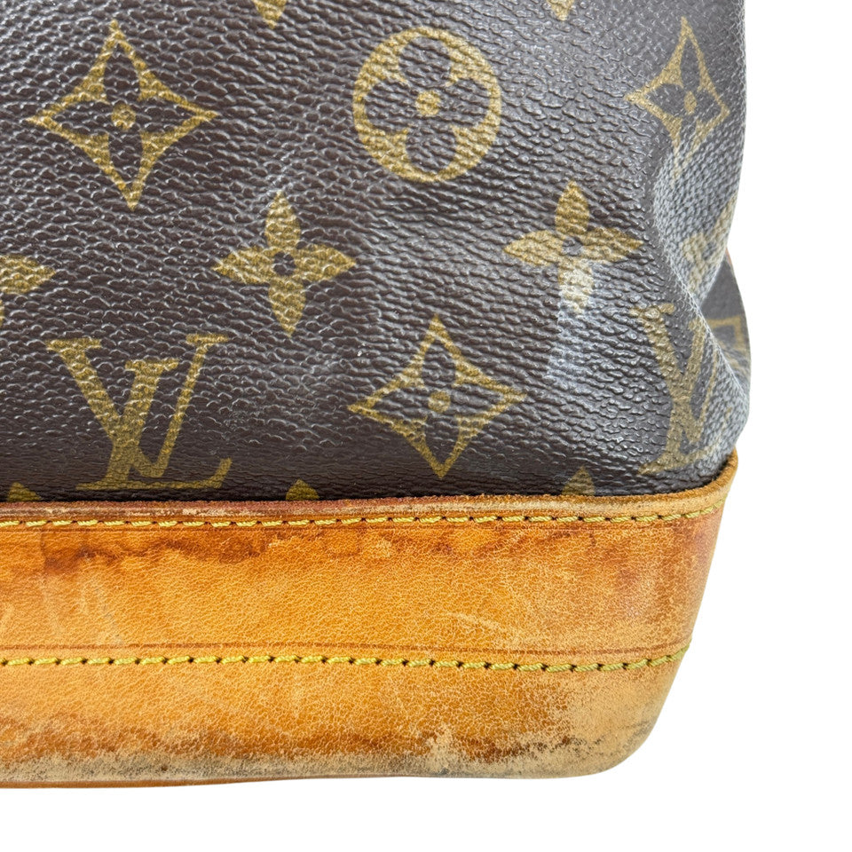 LOUIS VUITTON モノグラム ノエ M42224 巾着 ショルダーバッグ