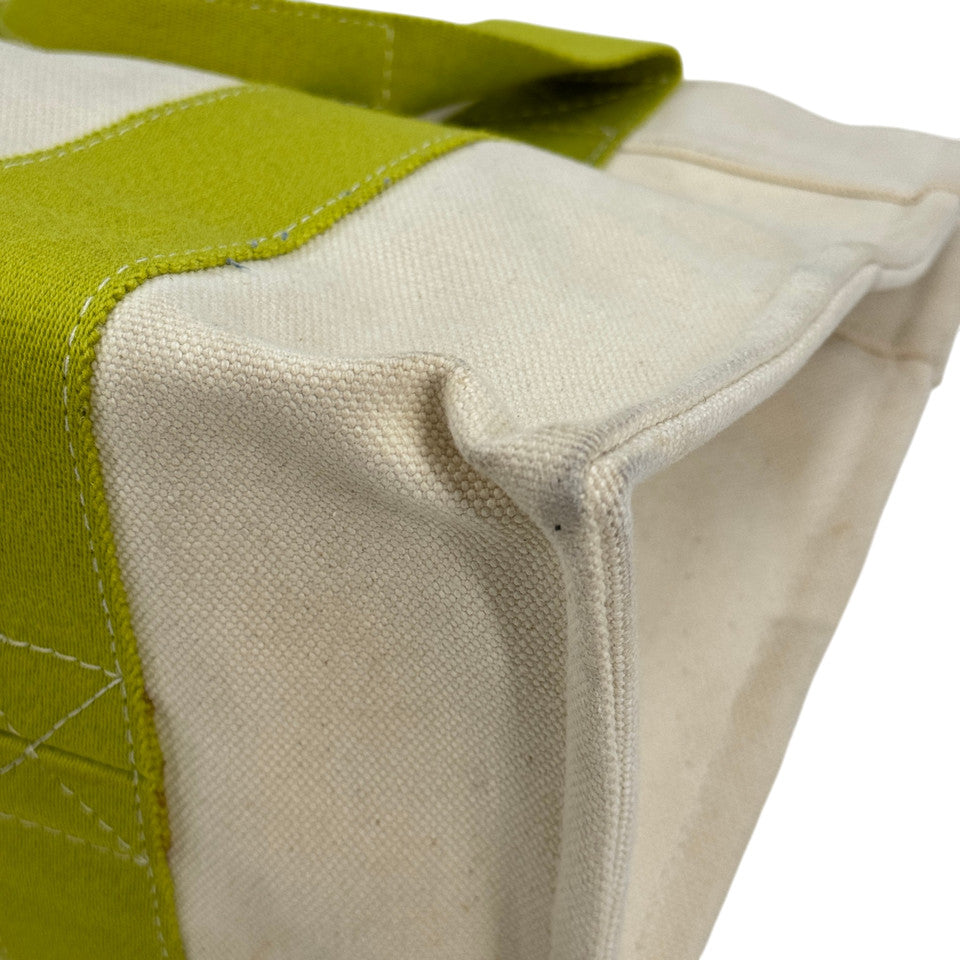 HERMES ホワイト x グリーン ボラボラMM ハンドバッグ