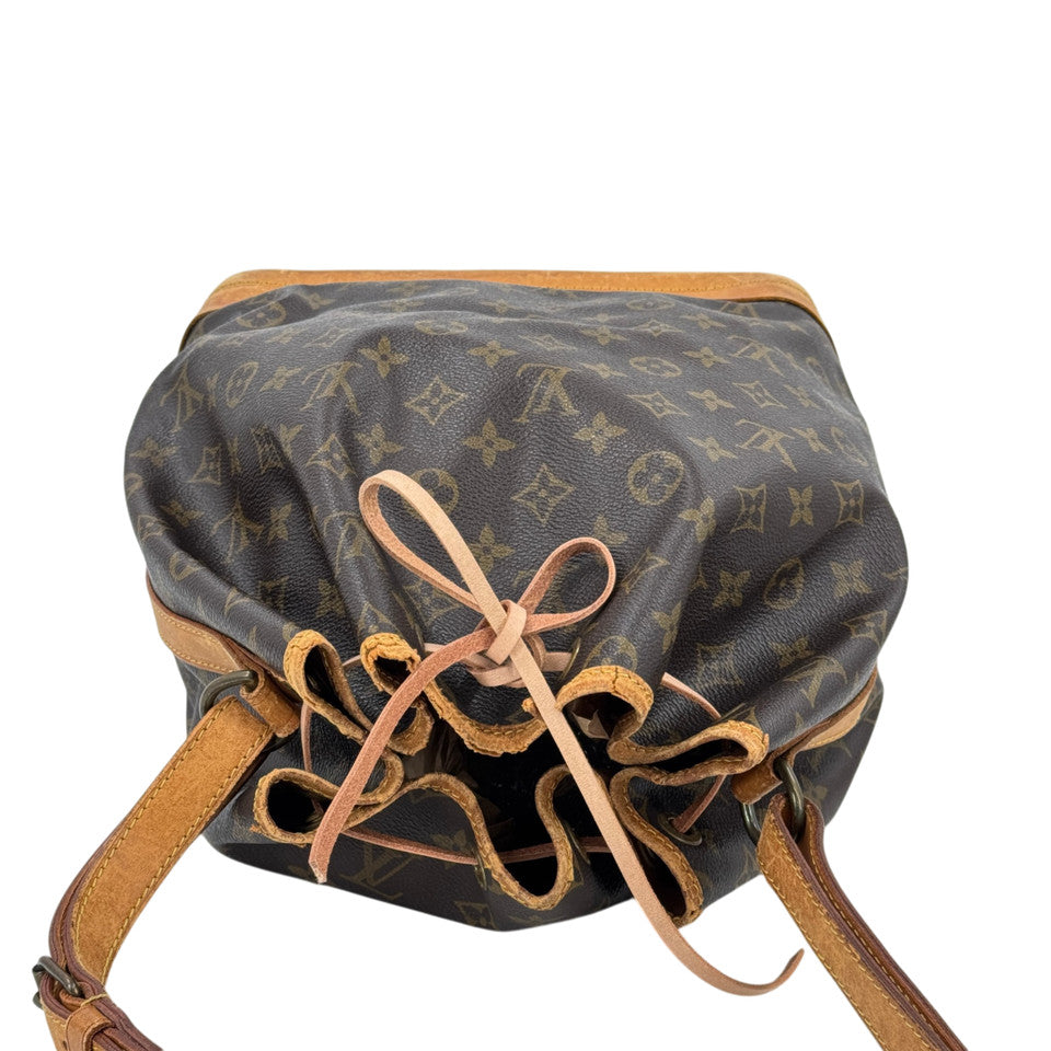 LOUIS VUITTON モノグラム ノエ M42224 巾着 ショルダーバッグ