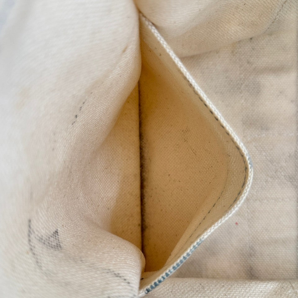 HERMES ホワイト x グリーン ボラボラMM ハンドバッグ