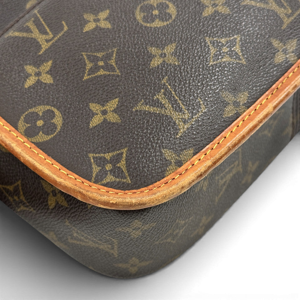 LOUIS VUITTON モノグラム ソローニュ M42250 ショルダーバッグ
