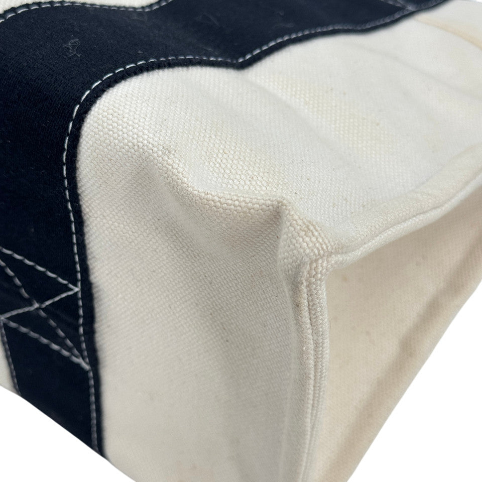 HERMES ホワイト x ブラック ボラボラMM ハンドバッグ