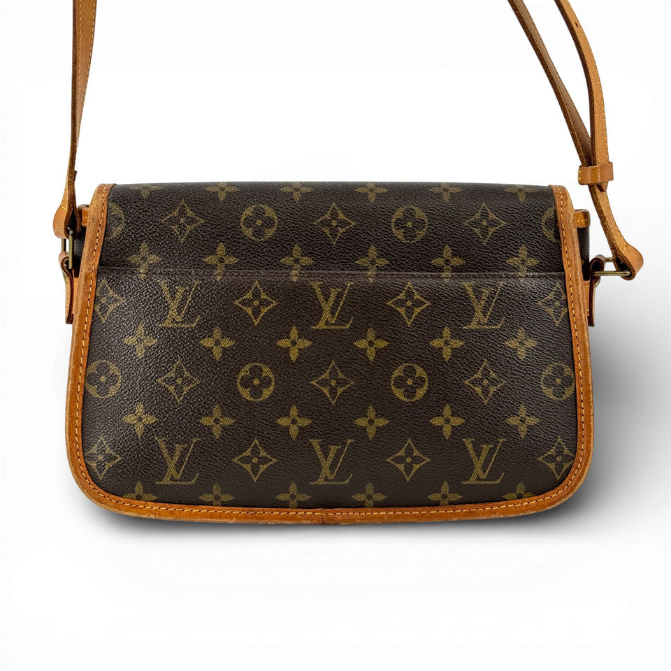LOUIS VUITTON モノグラム ソローニュ M42250 ショルダーバッグ