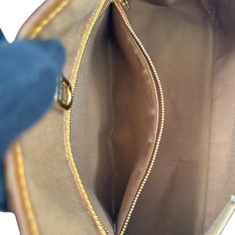 LOUIS VUITTON モノグラム バティニョールオリゾンタル M51154 ショルダーバッグ