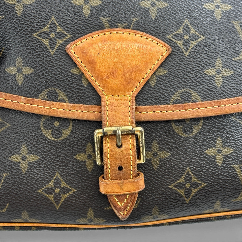LOUIS VUITTON モノグラム ソローニュ M42250 ショルダーバッグ