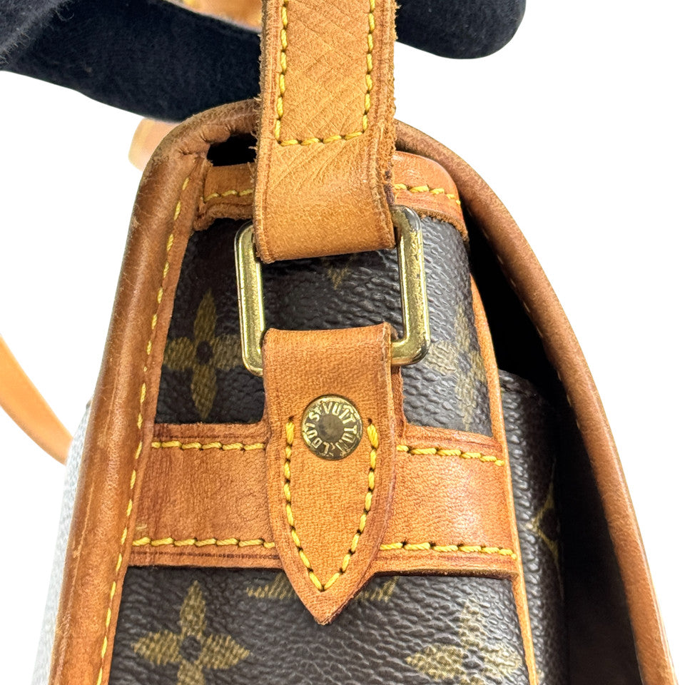 LOUIS VUITTON モノグラム ソローニュ M42250 ショルダーバッグ
