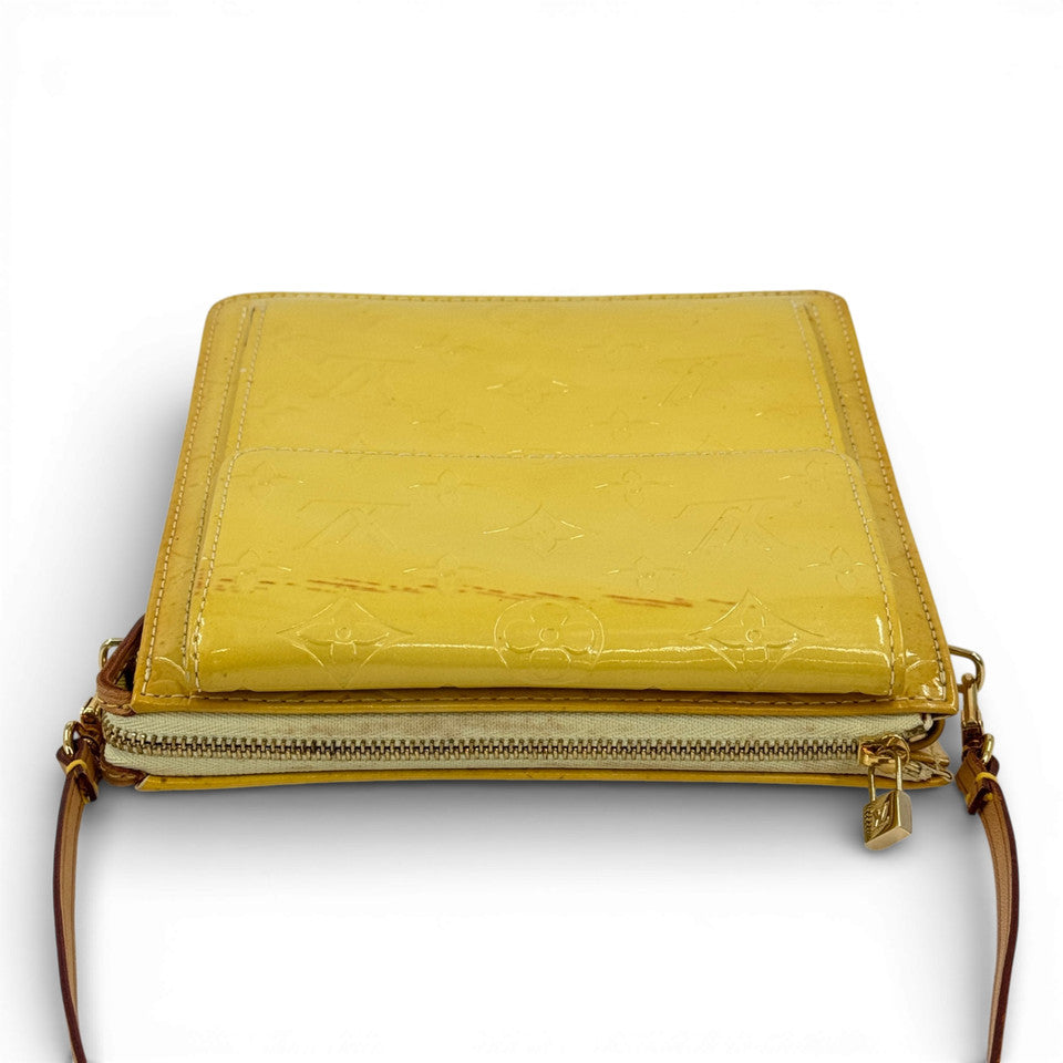 LOUIS VUITTON モノグラム ヴェルニ イエロー モット M91059 アクセサリー ポーチ