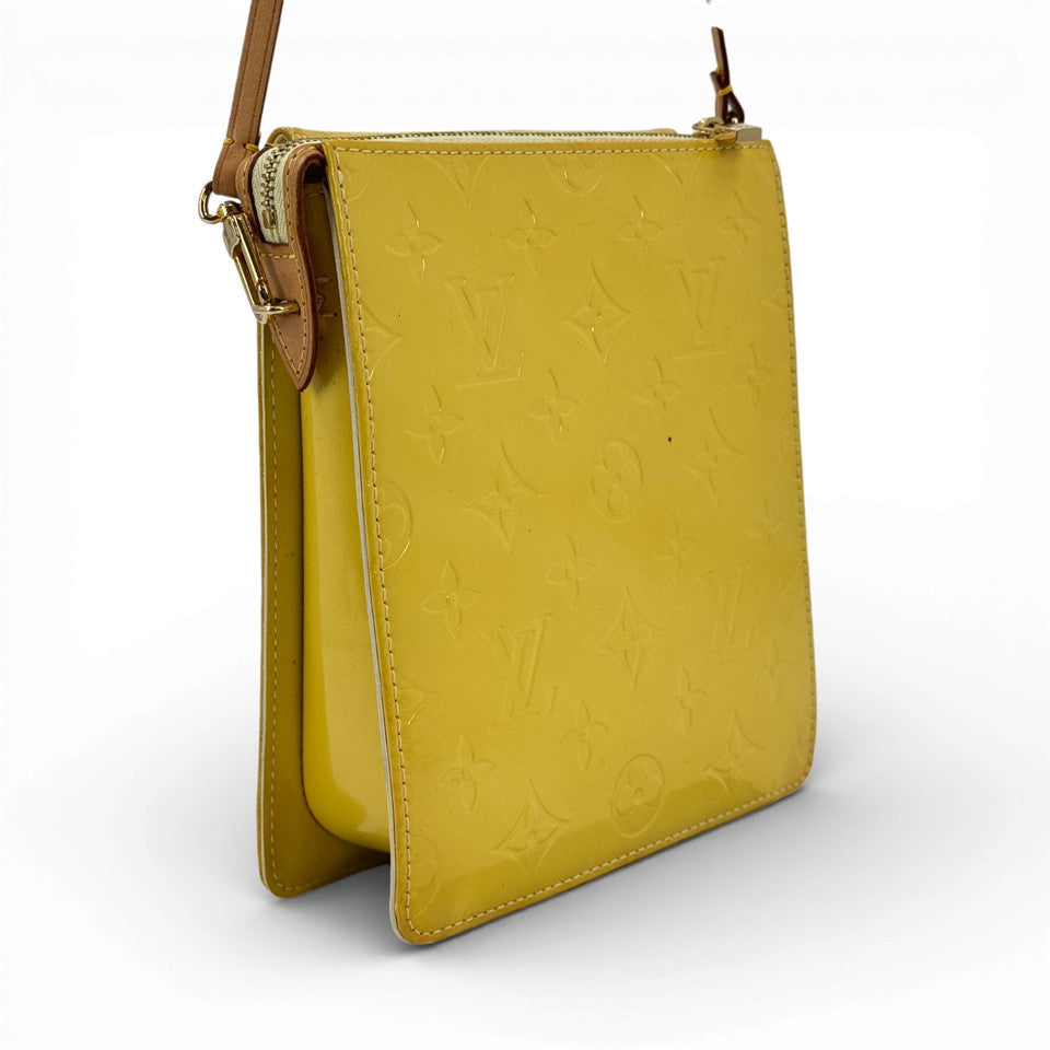 LOUIS VUITTON モノグラム ヴェルニ イエロー モット M91059 アクセサリー ポーチ