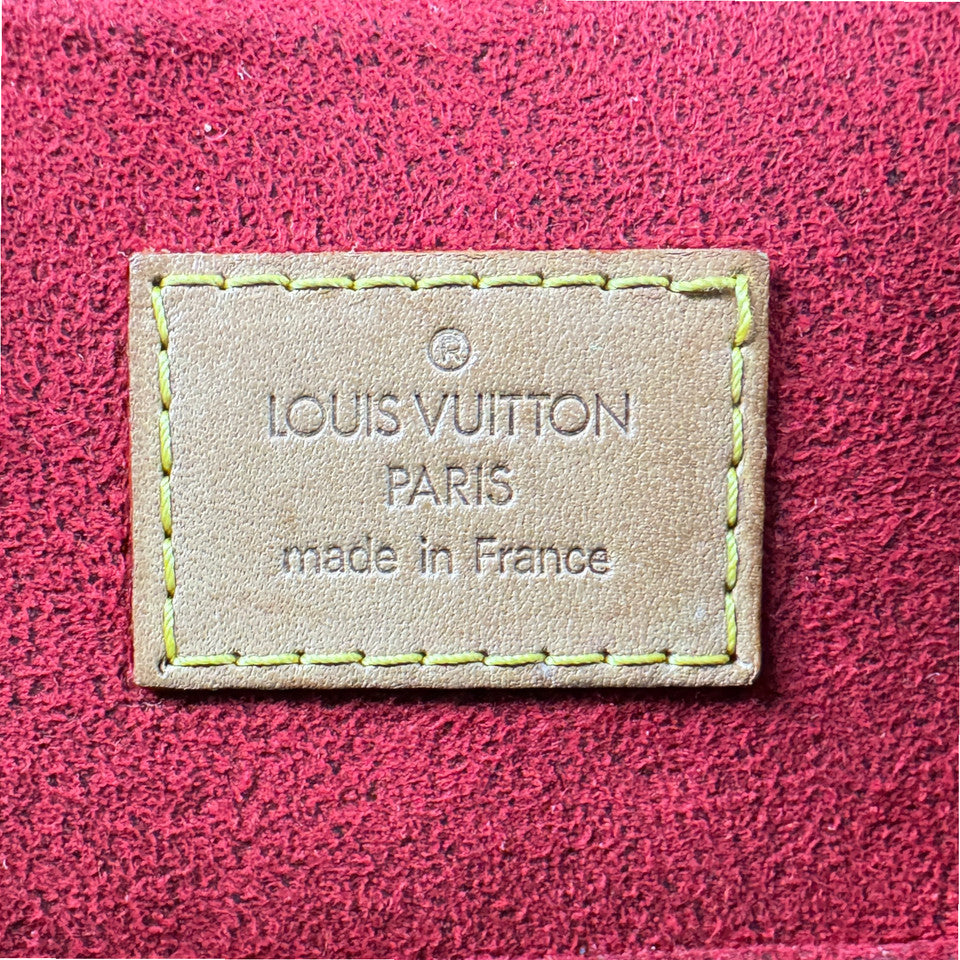 LOUIS VUITTON モノグラム クーサンGM M51141 ショルダーバッグ