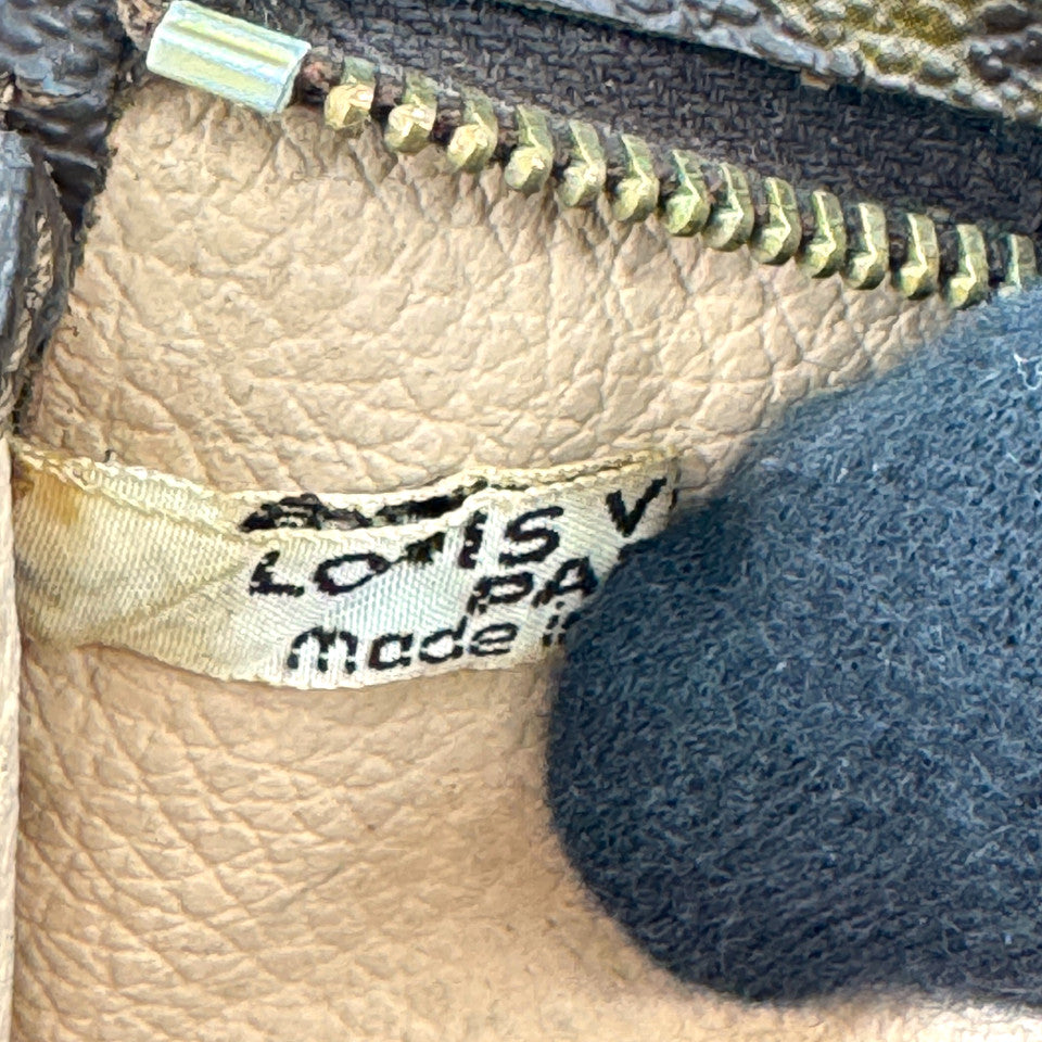 LOUIS VUITTON モノグラム ポッシュトワレ 19 M47544 クラッチ