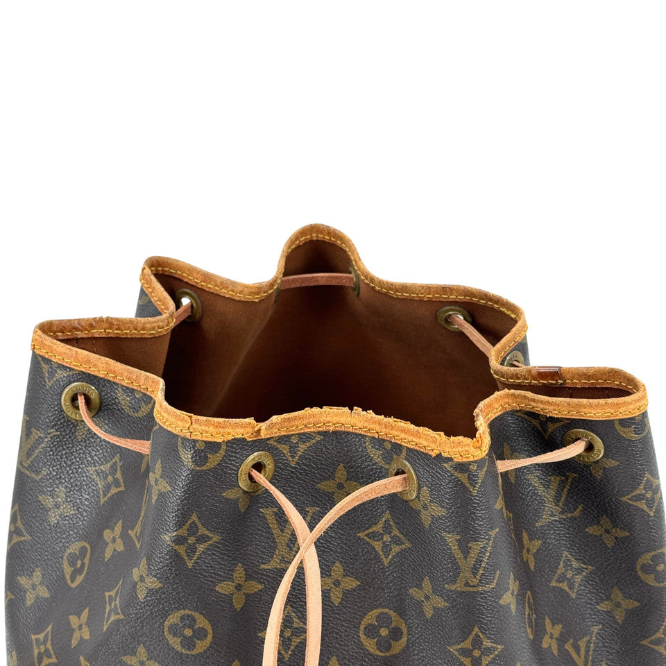 LOUIS VUITTON モノグラム ノエ M42224 巾着 ショルダーバッグ