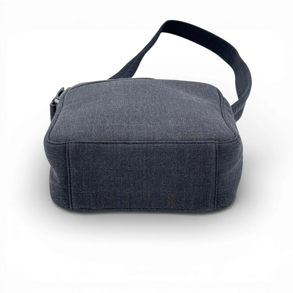 PRADA ミラノ グレー ショルダーバッグ